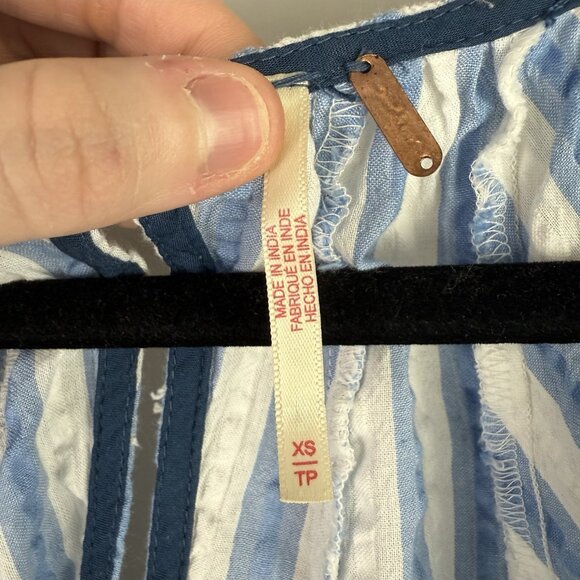 Free People Bop Around Stripe Romper XS Blue White Cotton V-Neck Boho Playsuit - Picture 8 of 11